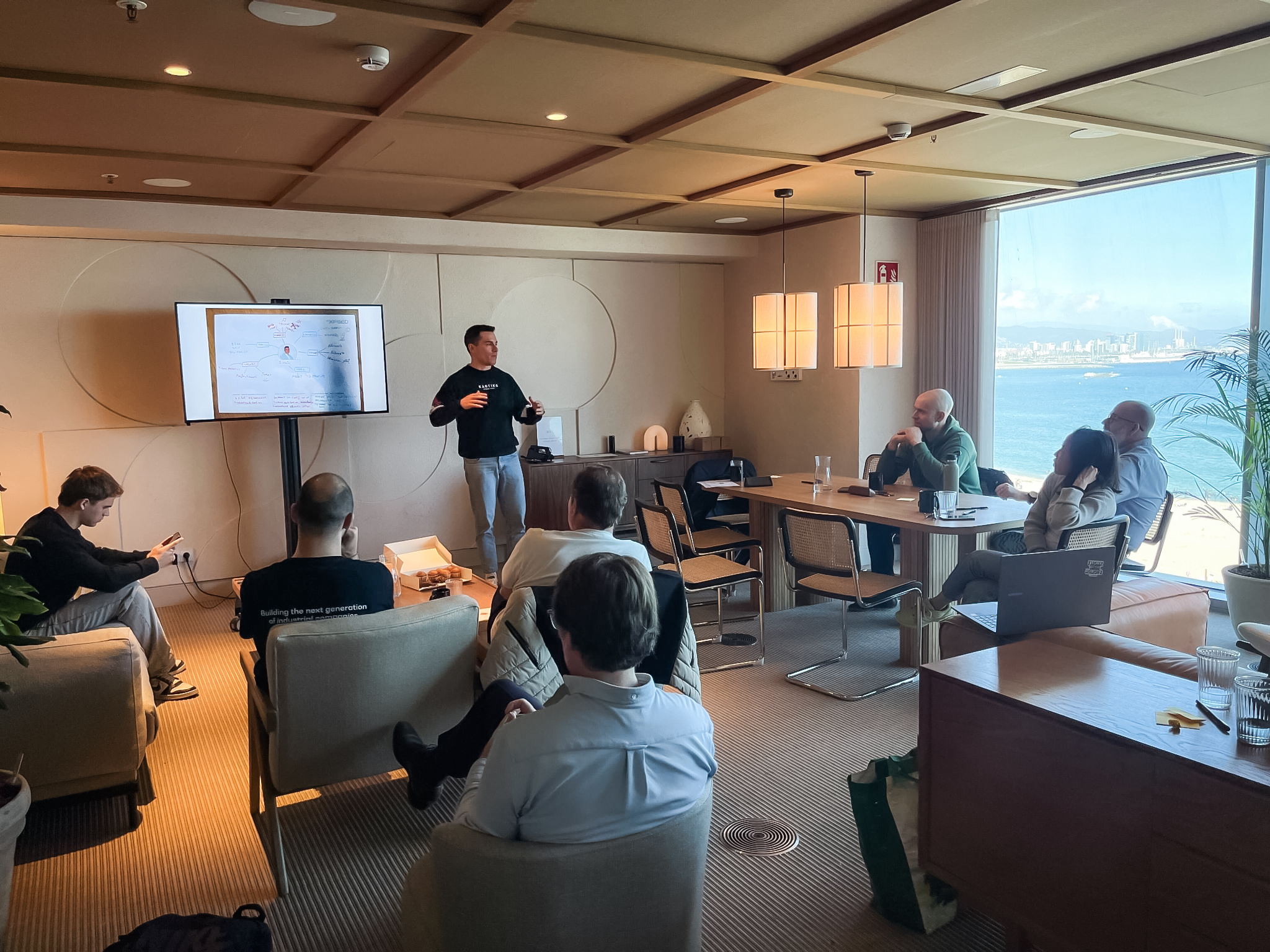 Ivan Navalon, co-CEO of Hydros Power, presenting Hydros Power at S2Xpeed session