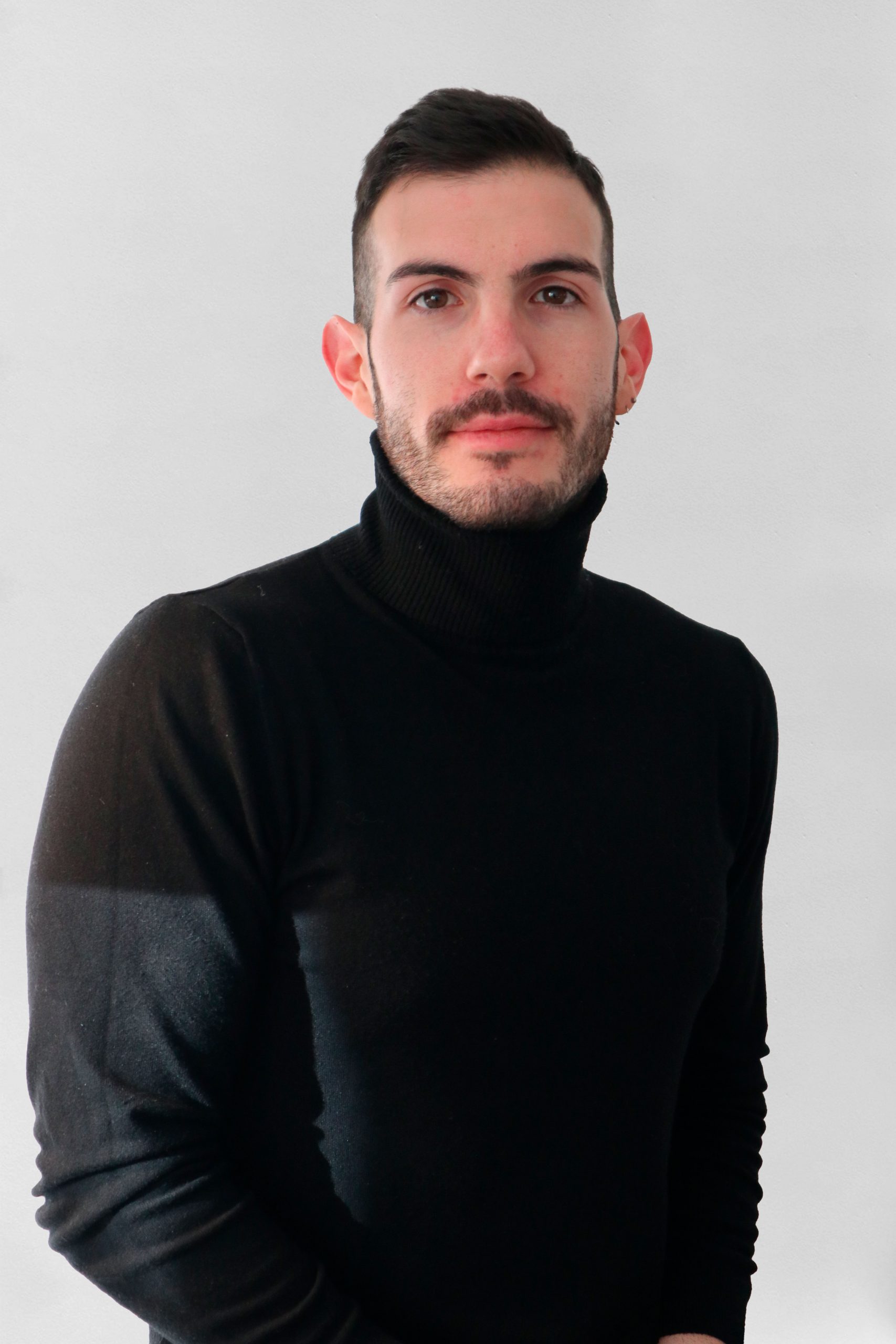 uillermo Megías Collado – Co-founder and CMO at Hydros Power